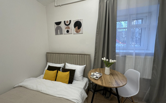 Меблированная Комната у Таврического Сада