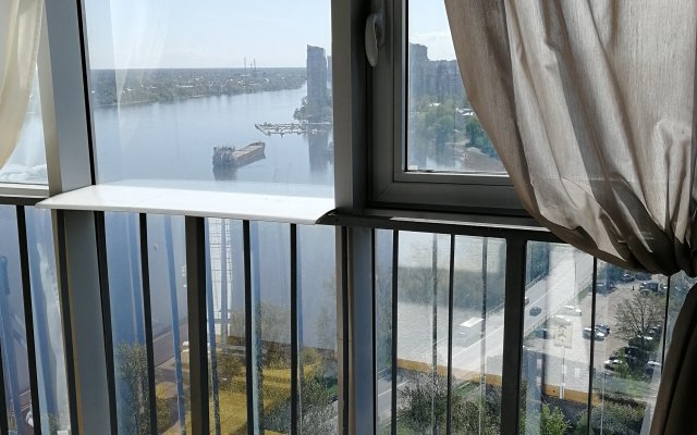 Studio Neva River View Flat