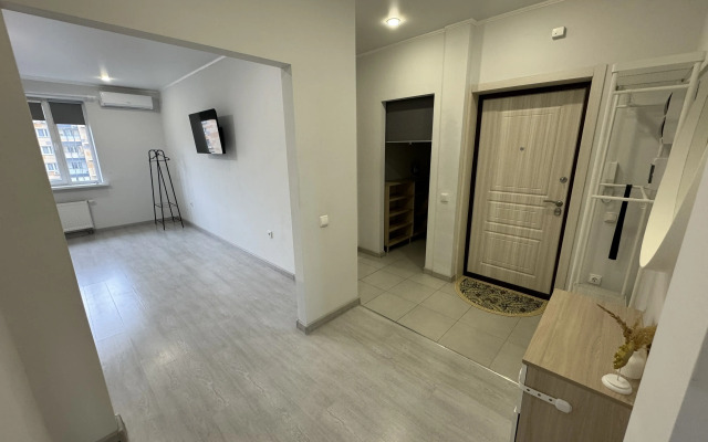Dvuhkomatnaya Okolo "Megi" Na Prospekte Pobedy 139ak2 Flat