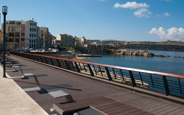 Seashells Apartments in Bugibba