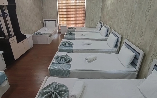 Fayz Hostel
