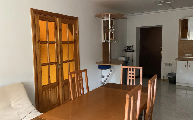 Частный дом в центре у метро