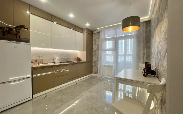 V Tsentre Goroda Flat