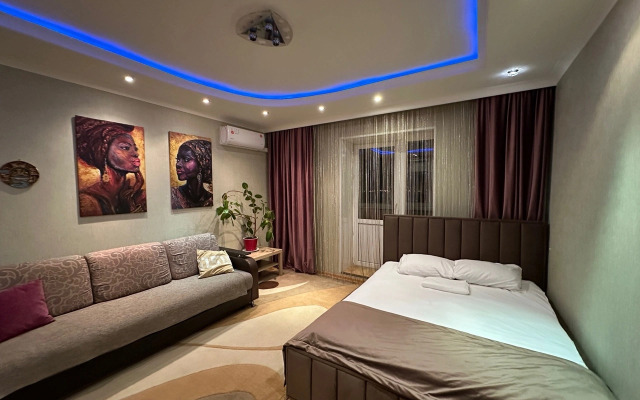 Апартаменты на проспекте Победы 71