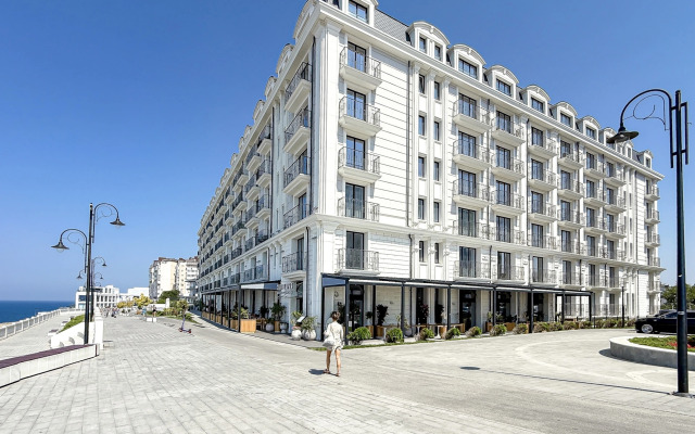 Apartment Monako 24 Zhk Graf Tolstoy 311