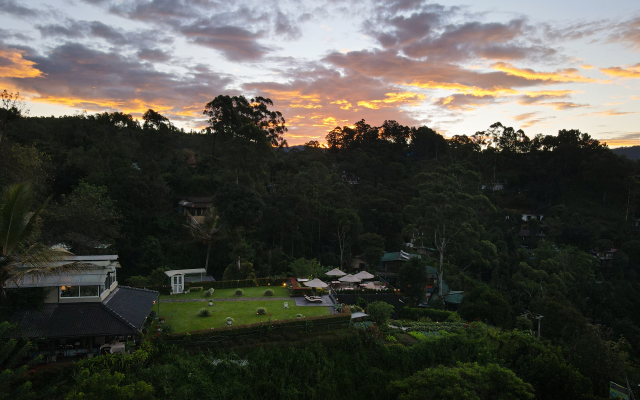 EKHO Ella - A Divine View of Ella Gap