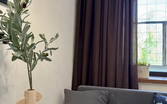 Dvuhkomnatnaya  Uyutnaya Na Proletarskoy flat