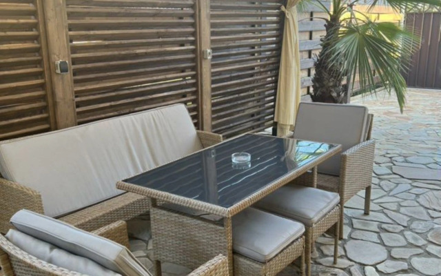 Na Ulitse Figurnoy 12/2 Private house