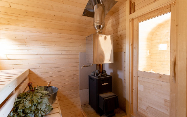 Частный дом с русской печью и баней