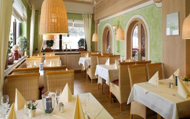 Отель Landhotel Seeg