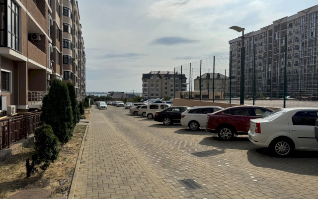 574 S Otdelnym Vkhodom I Mini-Kukhney Zhk Albatros Apartments
