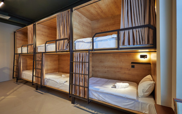 Dzen Hostel