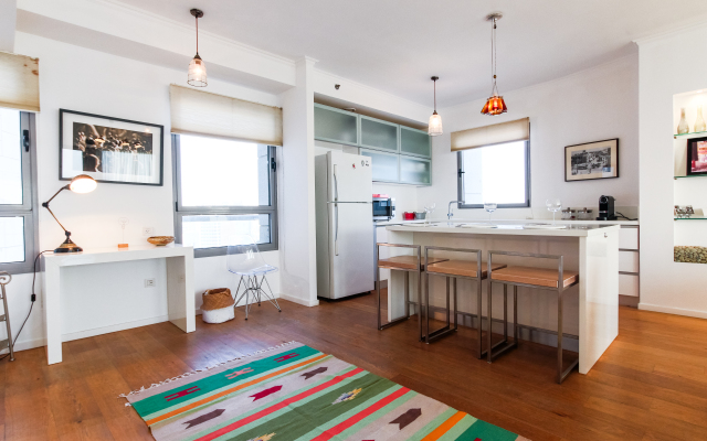 Luxury Condo & Spectacular View by FeelHome Apartments