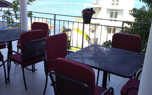 Курортный отель Санта Барбара Гармония