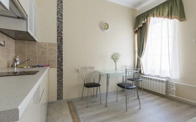 Kolombo Apartments 3