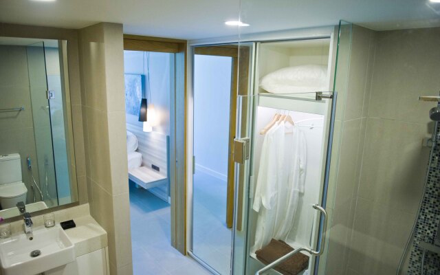 Oceanstone Laguna Bang Tao Apartments