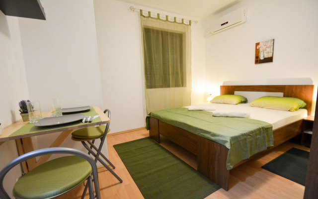 Risan Center Apartments