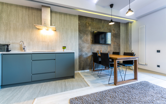 Oplot - Uluchshennyj lyuks s terrasoj 1 Apartments
