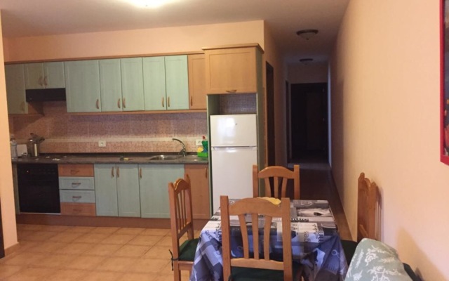 Adonai Apartments