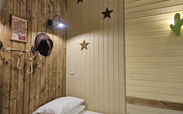 Lemon Joe Hotel