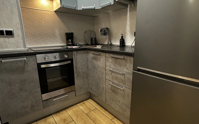 Daily Apart Flat