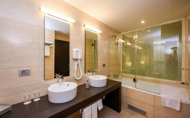 Sky Hotel