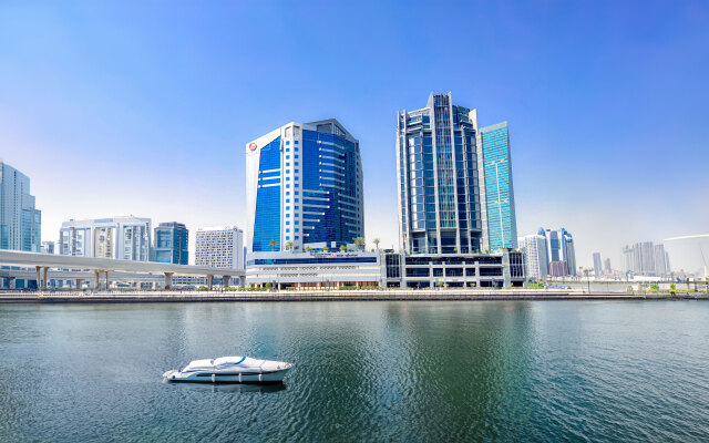 Отель Gulf Court Business Bay