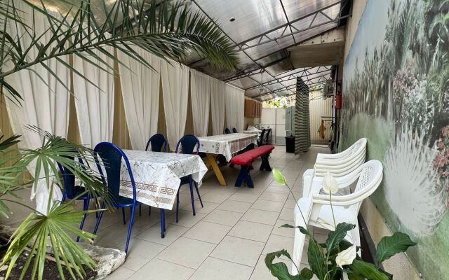 L' Etual Guest House