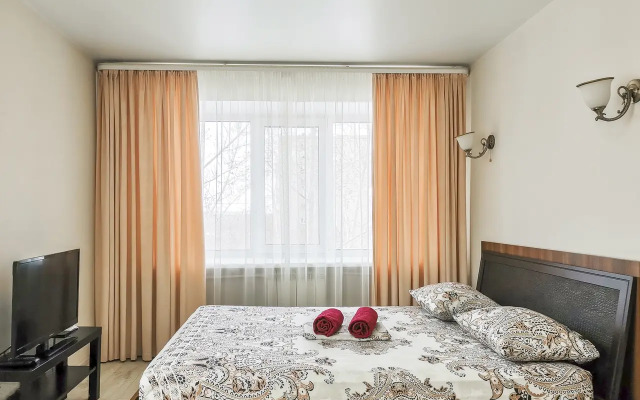 Na Irtyshskoy Naberezhnoy Flat