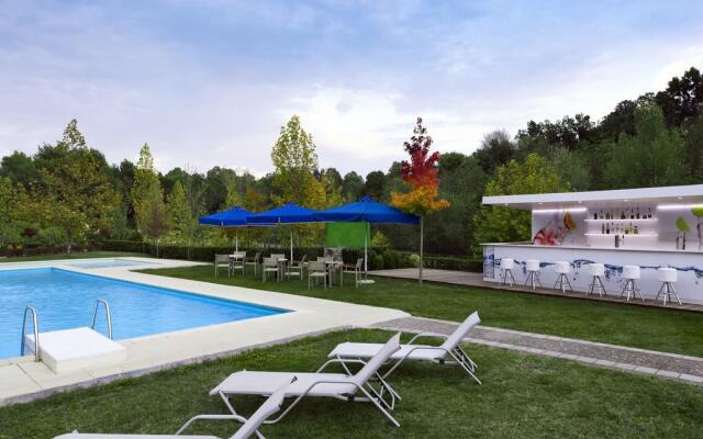 Mak Albania Hotel