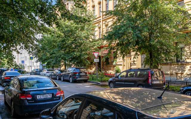 Квартира Метры в Центре на Улице Лахтинская 9