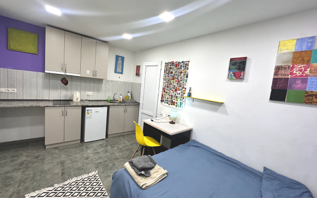 POnx Studios Apartments
