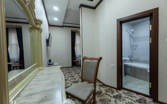 ARK Hotel