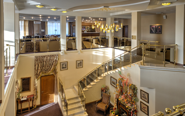 Alexandr Club Hotel