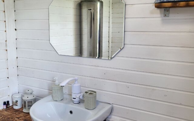 Yozhkiny Dachi Altay Glamping