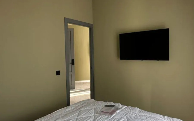 Hotel Aurora Inn Gagra