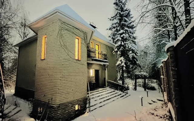 Частный дом на берегу р.Десна