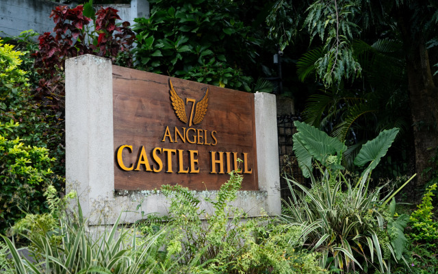 Бутик-отель Castle Hill Bungalow