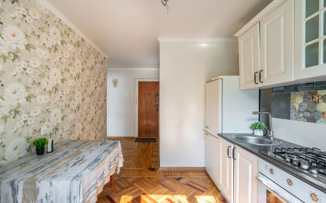 Trekhkomnatnaya Flat