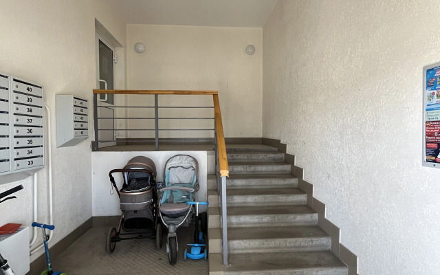 Unique Apart Bavariya ryadom s ZhK Tom. GTsS Kuzbass. Oblastnym sudom i Tennisnym tsentrom na Bavarskoy 6/1 Apartments