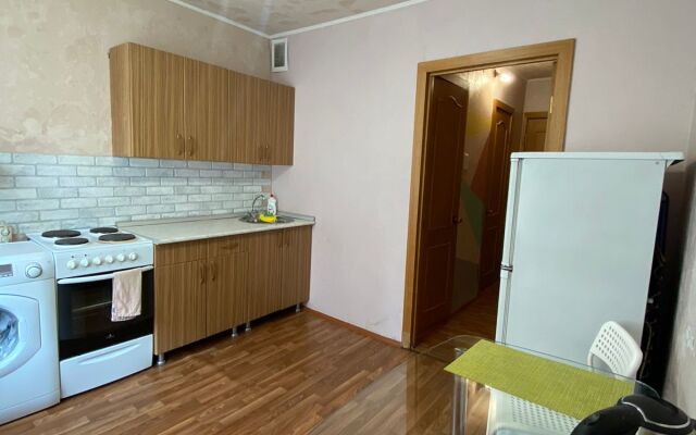 Na Entuziastov 37 Apartments