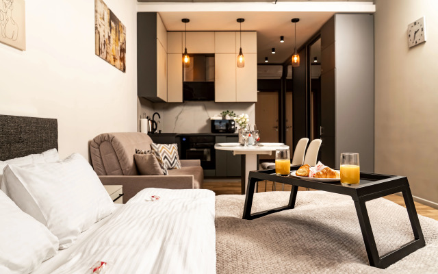 Апартаменты SKY INN Color Grey