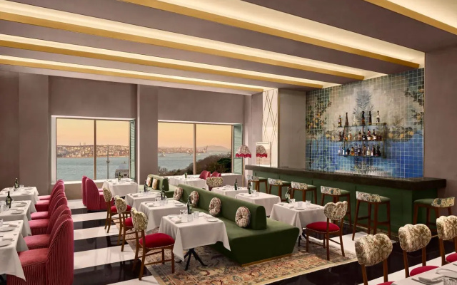 Hotel The Ritz-Carlton, Istanbul.