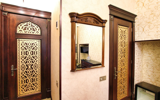 Отель Royal Historical Palace