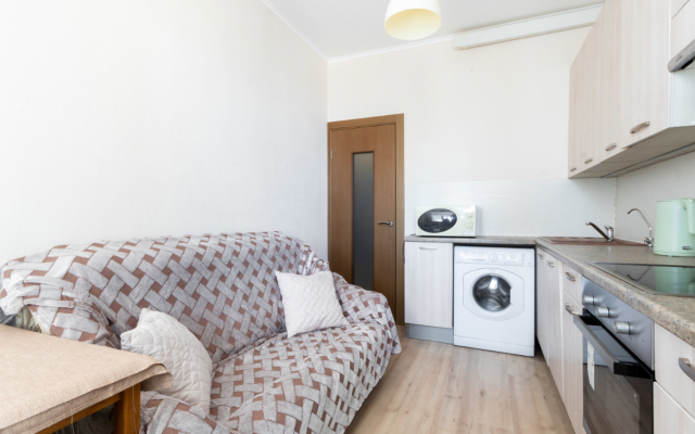 Po Priyatnoy Tsene Flat
