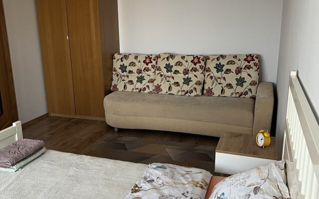 Cozy kvartira na Yugo-Zapadnoy Lodging house