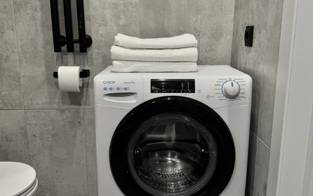 Апартаменты Двухкомнатные на Строителей 60/4