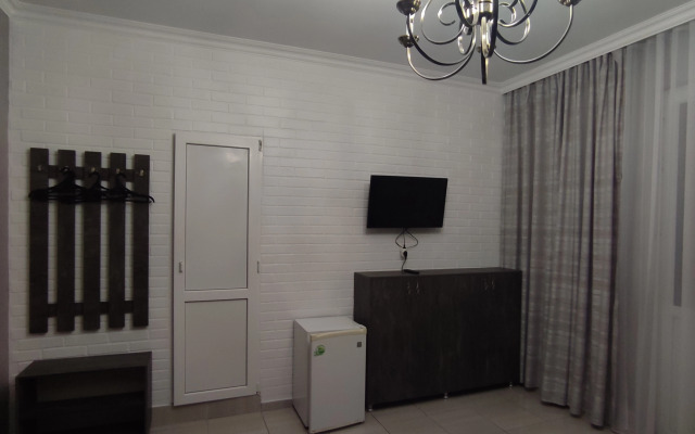 Mariya Guest House
