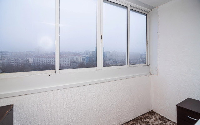 Trekhkomnatnaya v Tsentre ryadom s Galleria Minsk Flat