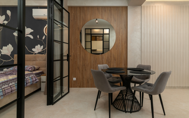 S vidom na more i dzhakuzi Apartments